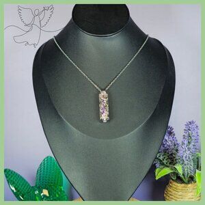 Memorial Ashes Necklace With‎ Intricate Cage Design (NWOT)